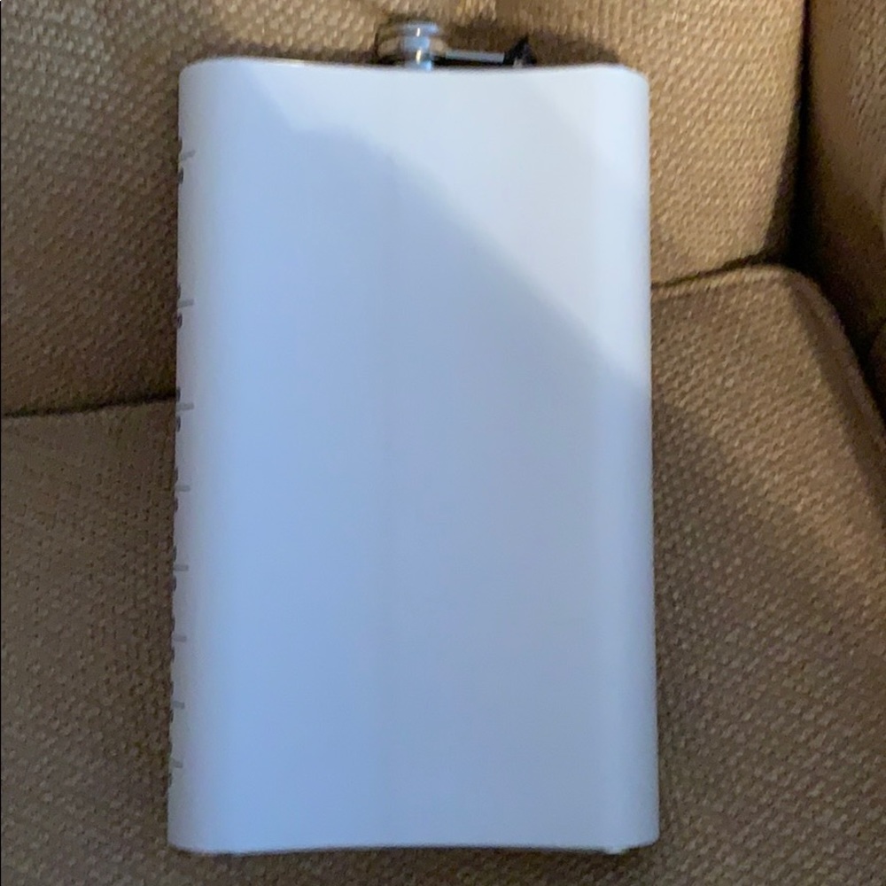 Eye chart flask NWT - Picture 5 of 9
